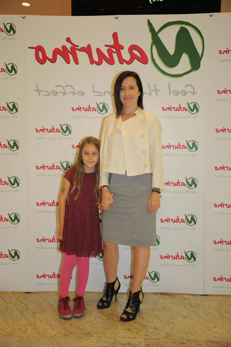 Amalia Nastase si fiica ei, Emma