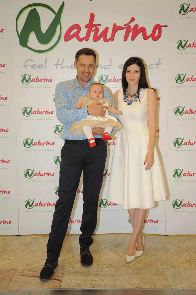 Anca si Stefan Lungu, alaturi de fiica lor, Natalia