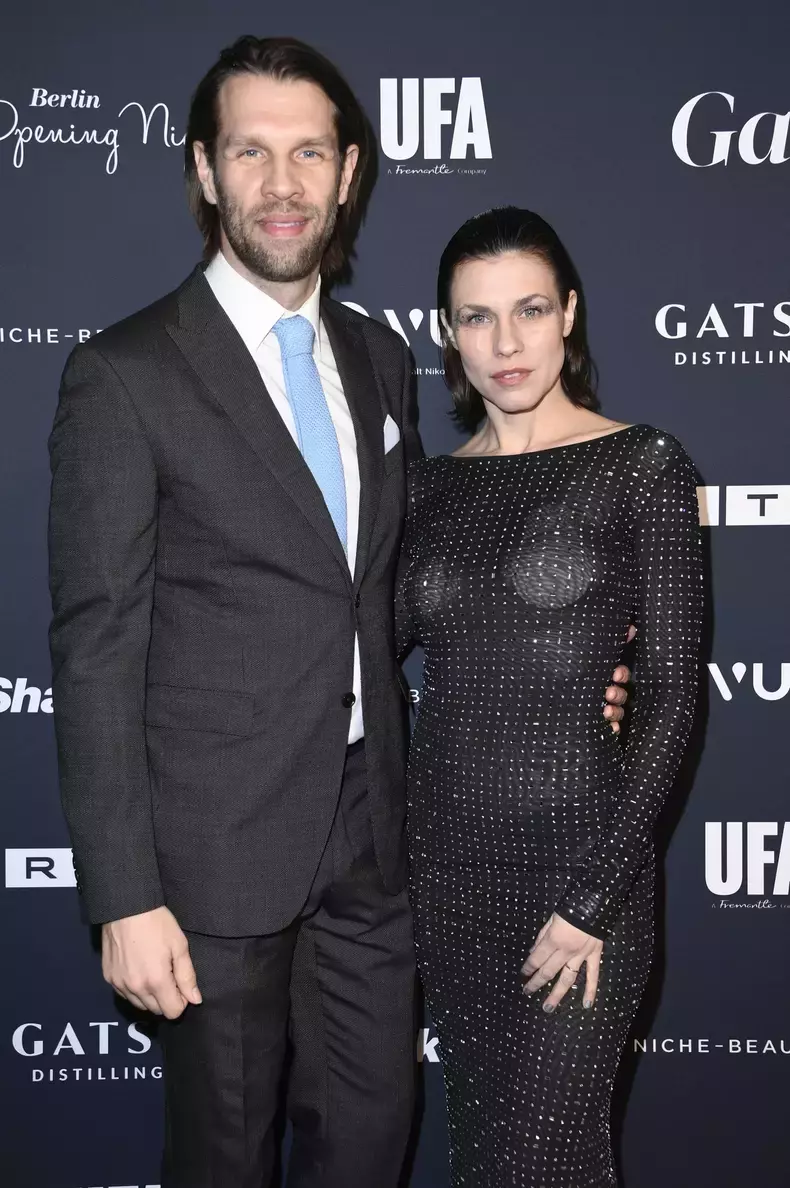 ana-ularu-1