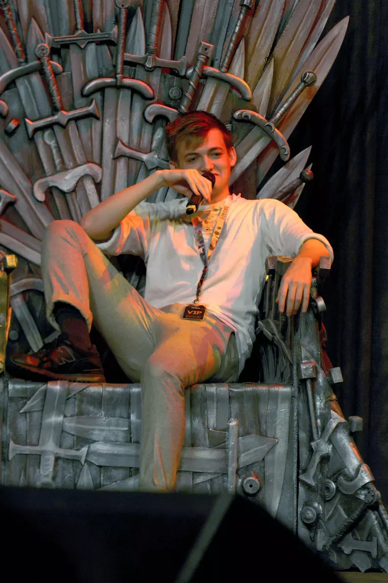 Jack Gleeson, Joffrey din „Game of Thrones”, s-a căsătorit