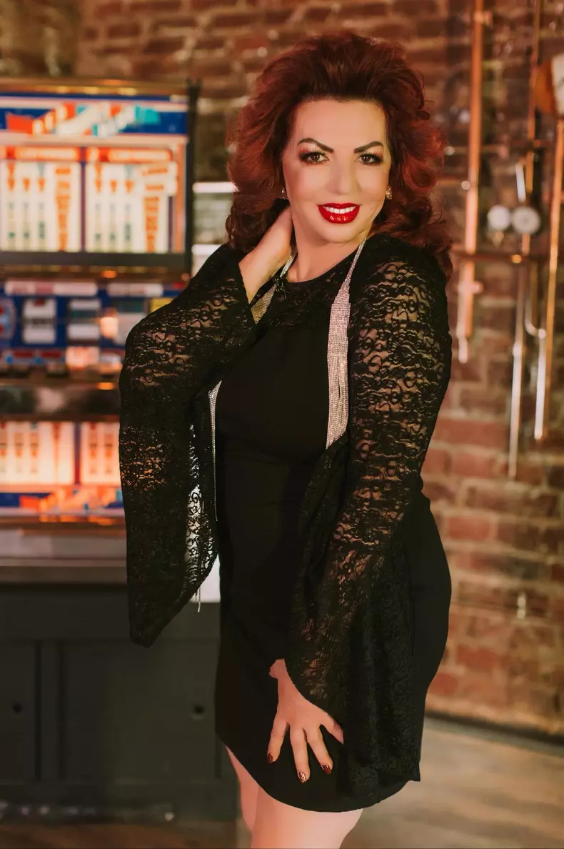 Carmen Harra