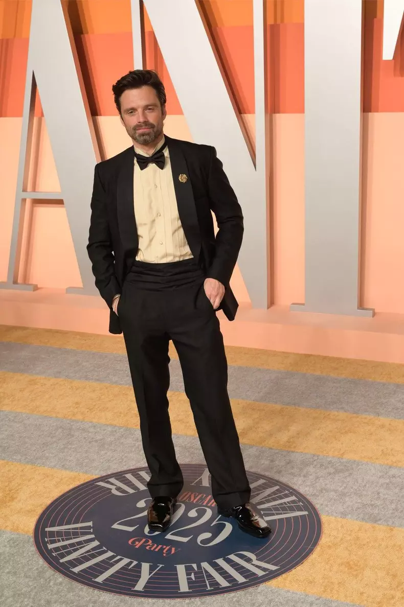 Los Angeles, CA. 02MAR2025: Sebastian Stan at the Vanity Fair Oscar Party.  Picture: Paul Smith/Featureflash