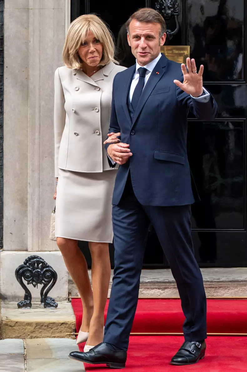 Emmanuel Brigitte Macron Downing Street Londra 2025