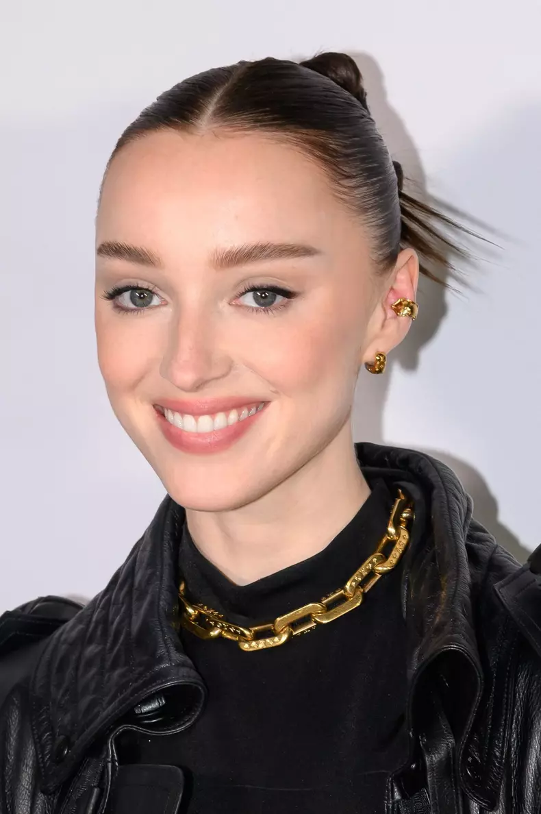 Phoebe Dynevor