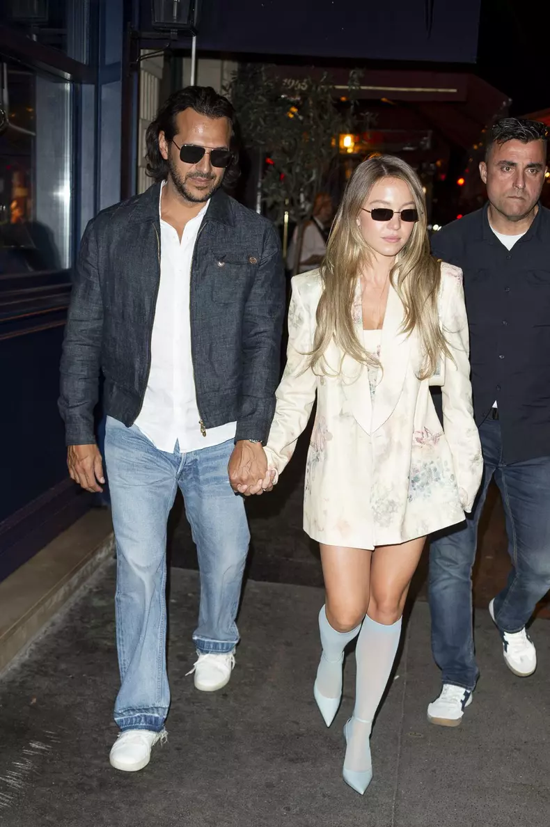 Enchanting Parisian Stroll: Sydney Sweeney And Her Boyfriend Radiate Romance - 12 Jul 2024