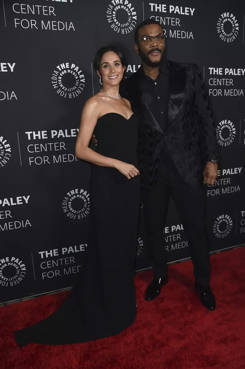 Meghan Markle și actorul Tyler Perry la gala The Paley Honors Award 2024