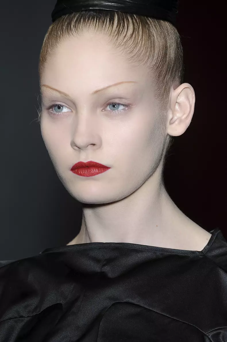 YSL_bty_F9_032_01.jpg