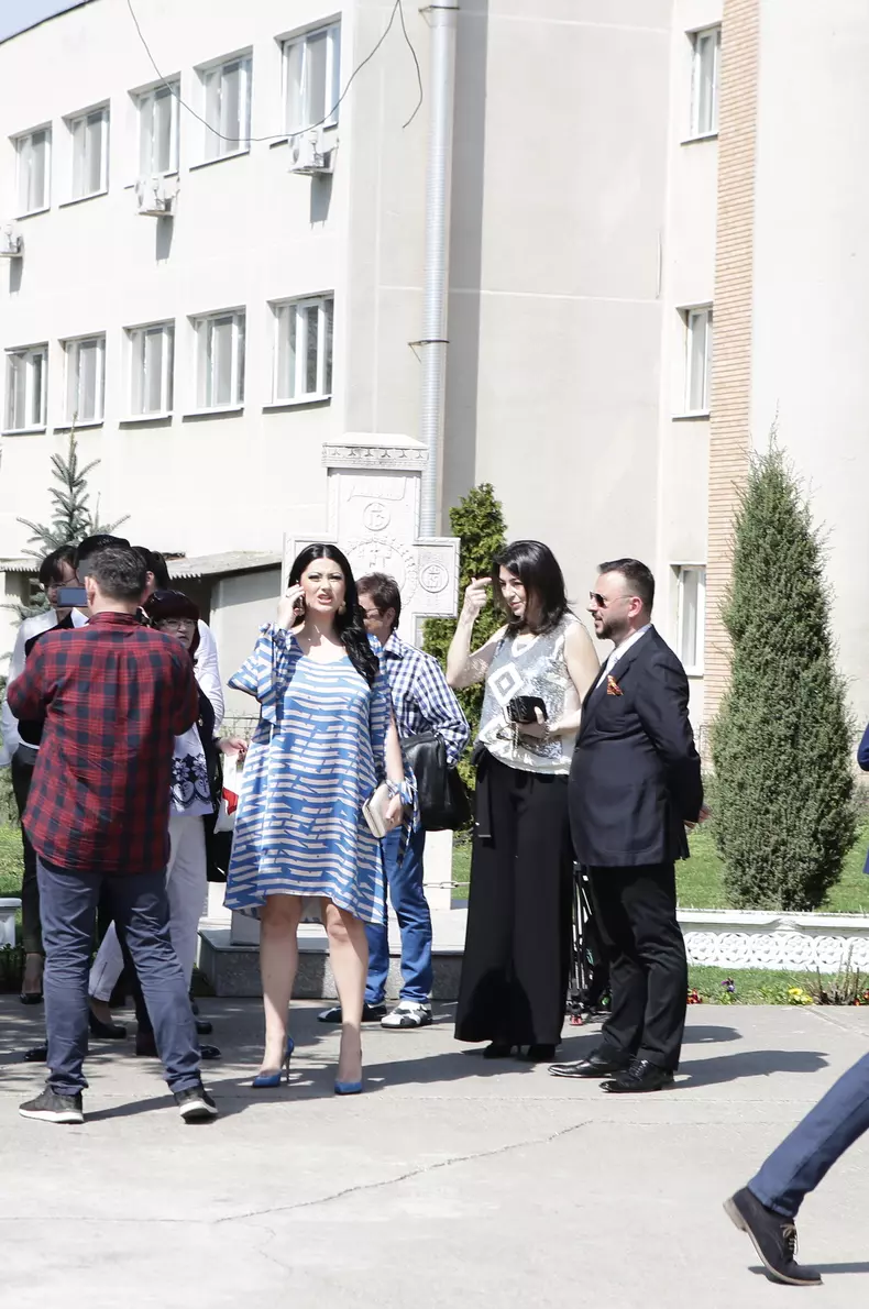 Gabriela Cristea și-a creștinat fetița