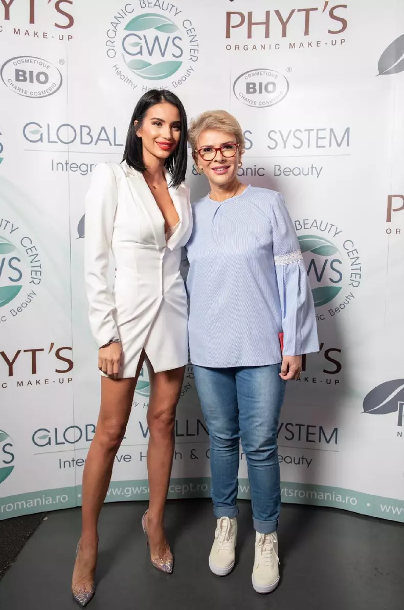 Teo Trandafir a fost prezentă la evenimentul de lansare al brandului Phyt's în România, al cărei ambasador este Geanina Ilieș