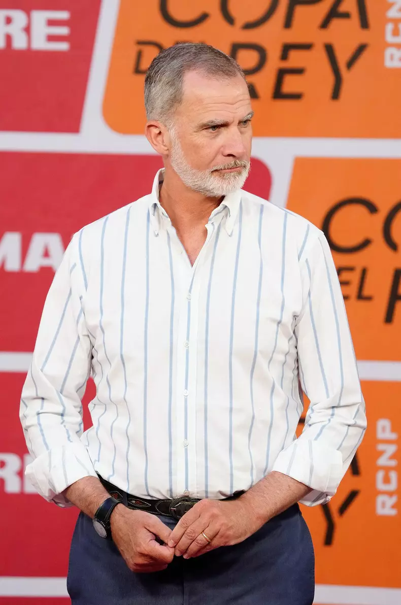 Le roi Felipe VI d’Espagne préside la remise des trophées de la compétition de voile Copa del Rey MAPFRE à Majorque