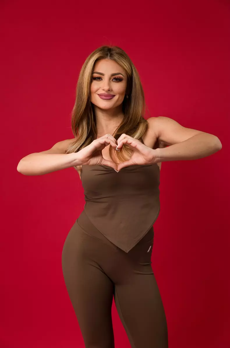 elena-marin-a-parasit-survivor-all-stars-2