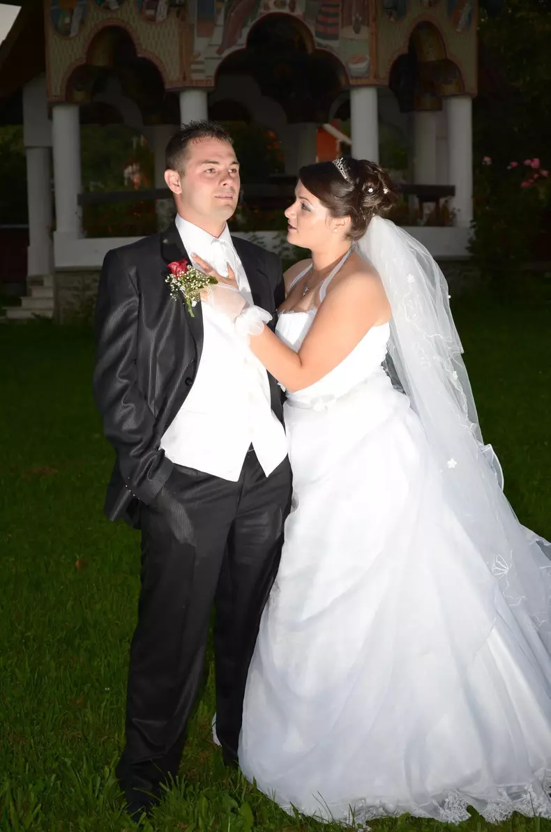 413459_341965935847115_1678840829_o