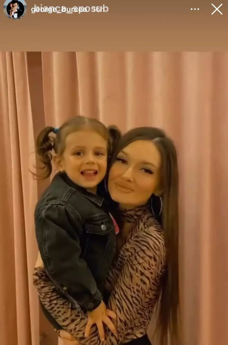 Sora Vivianei Sposub cu fiicele lui George Burcea