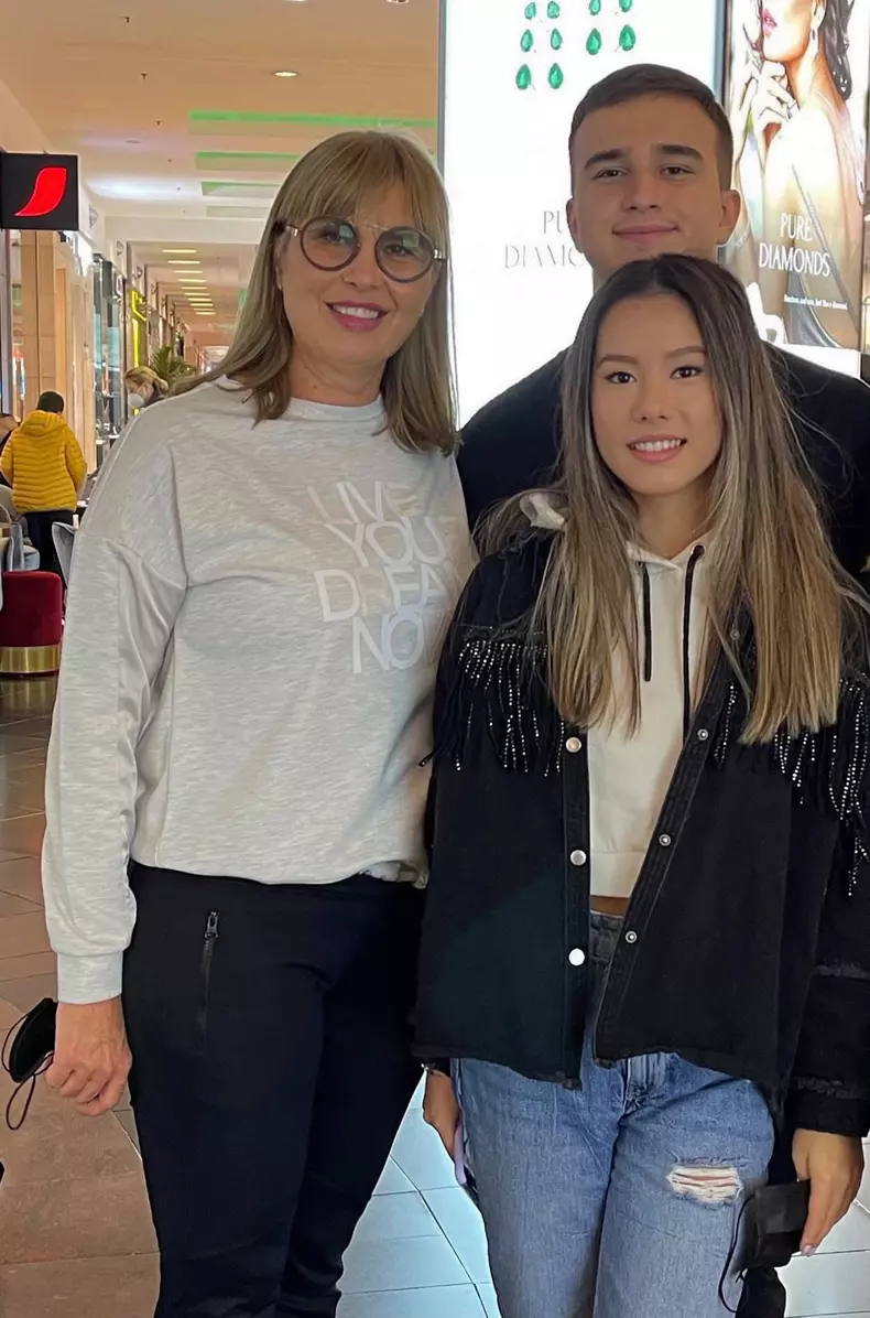 Mariana Pfeiffer Luca Regehcampf Asiana Peng