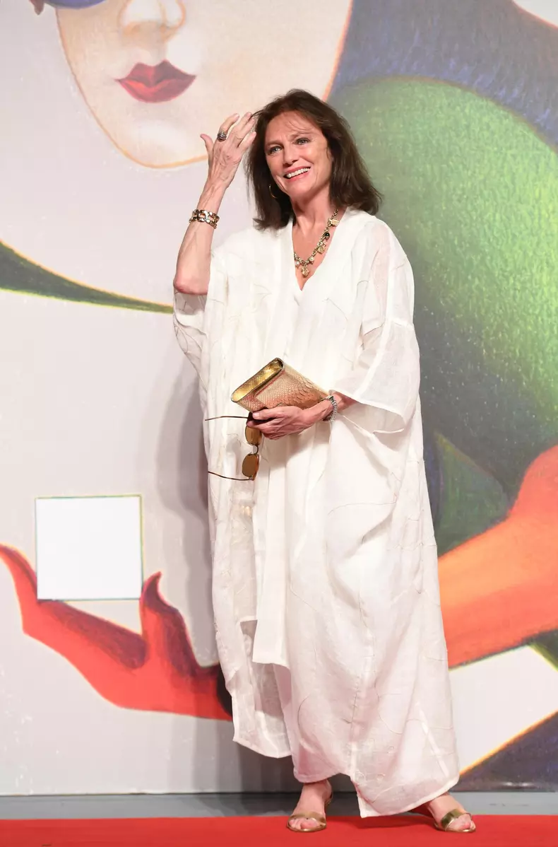 Cum arată Jacqueline Bisset la aproape 74 de ani