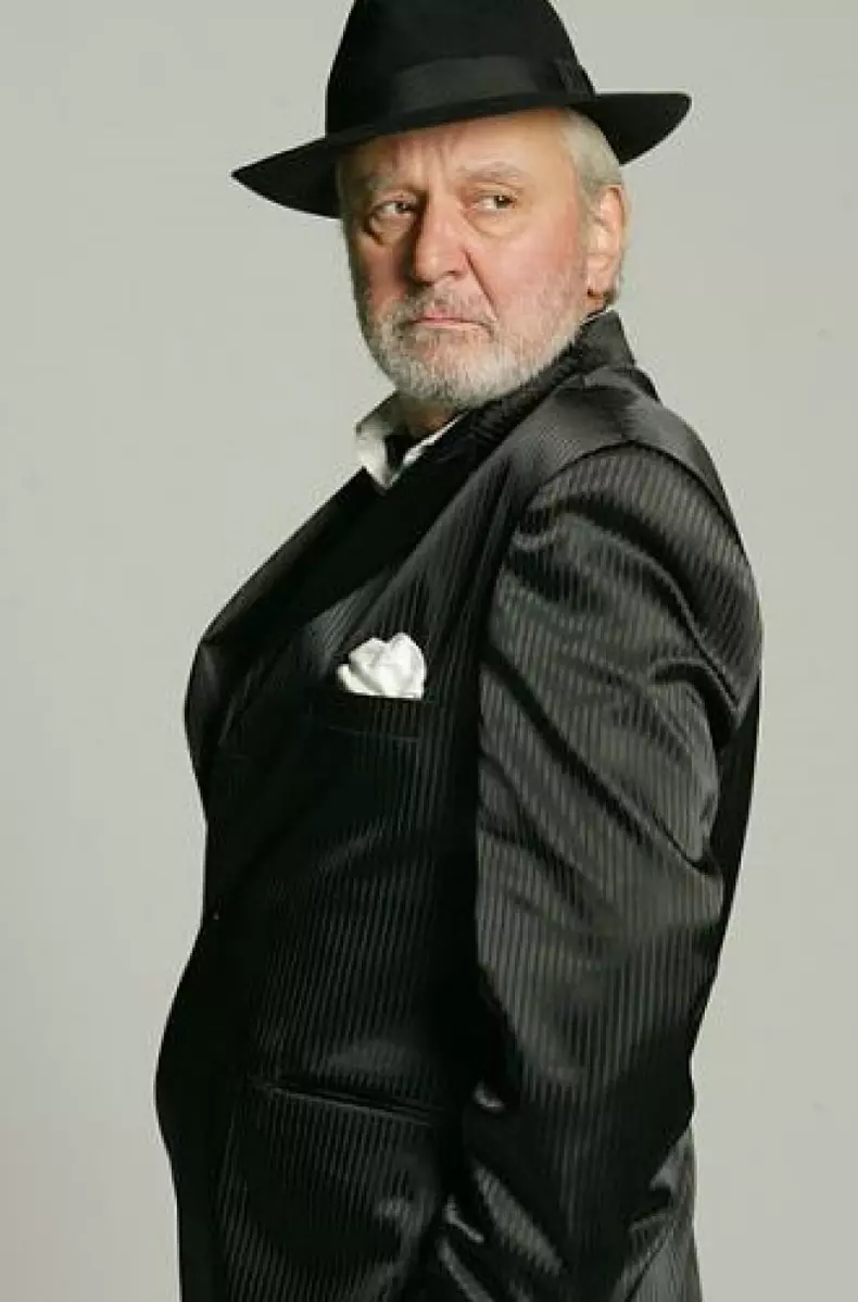 dan-condurache-serial-lia