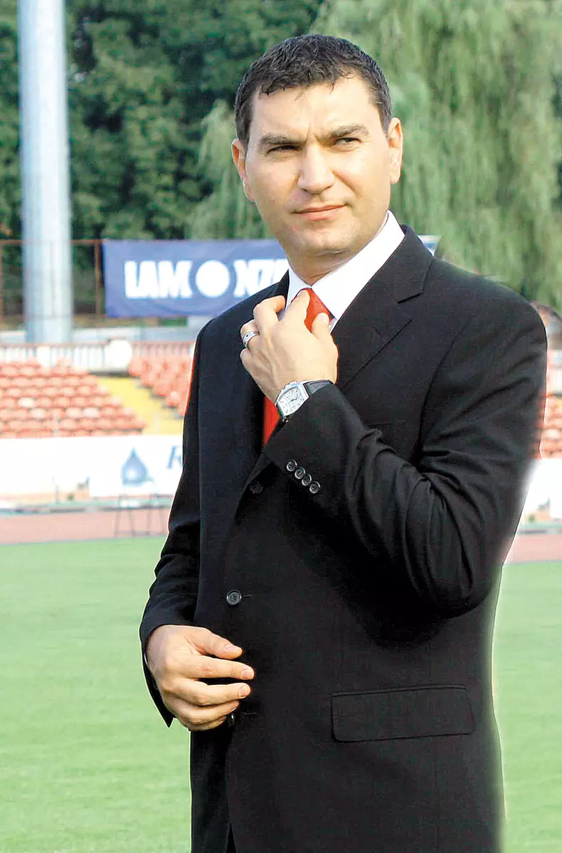 actionar dinamo