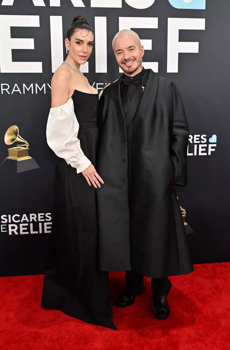 Valentina Ferrer & J Balvin