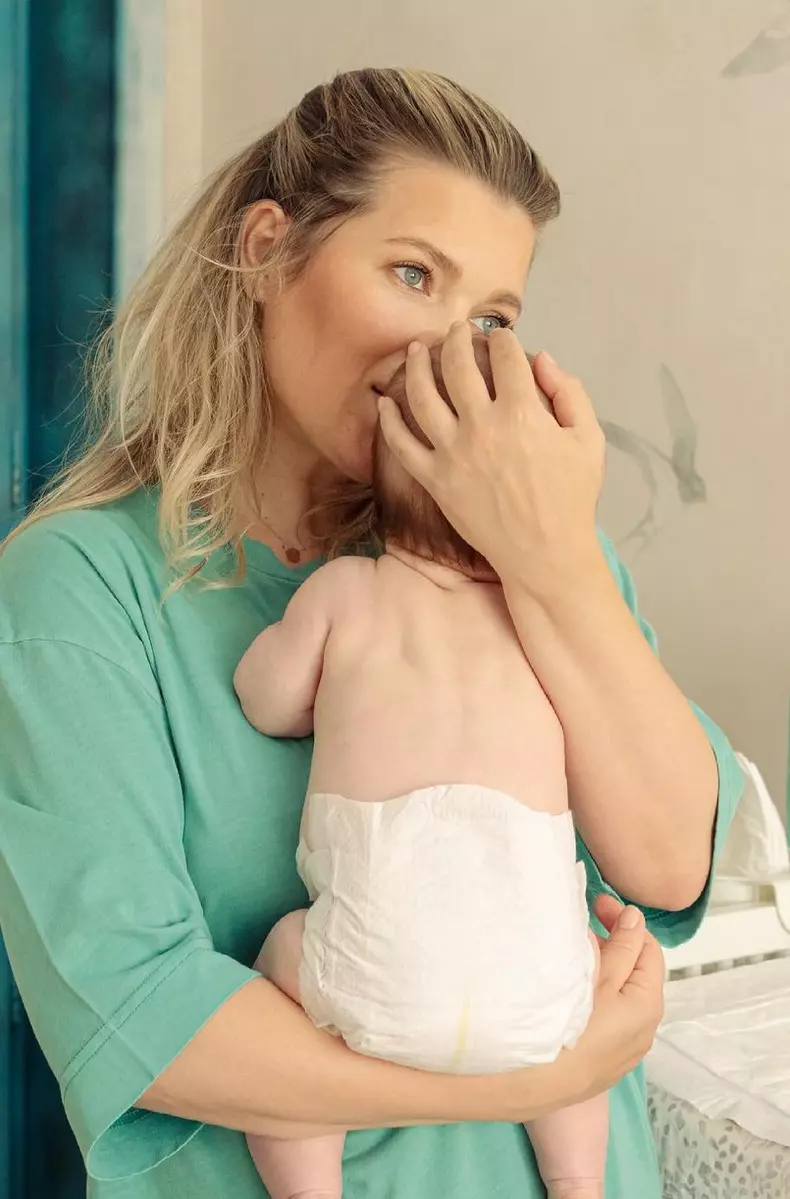 Gina Pistol, emoții în miez de noapte din cauza micuței Josephine. S-a trezit plângând și.. (3)