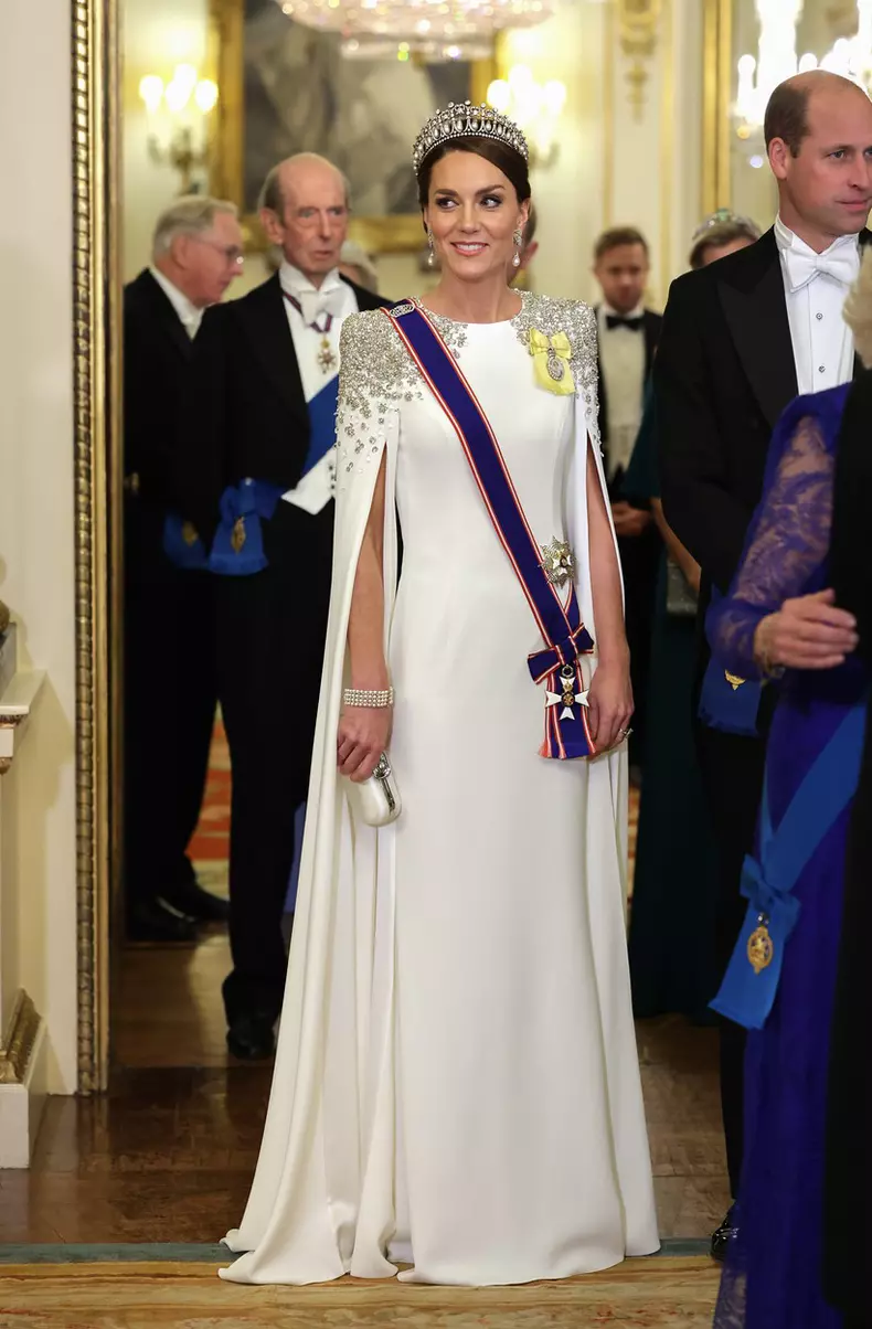 Kate Middleton, apariție ravisantă la primul banchet de stat organizat de Regele Charles. Ce bijuterii a purtat