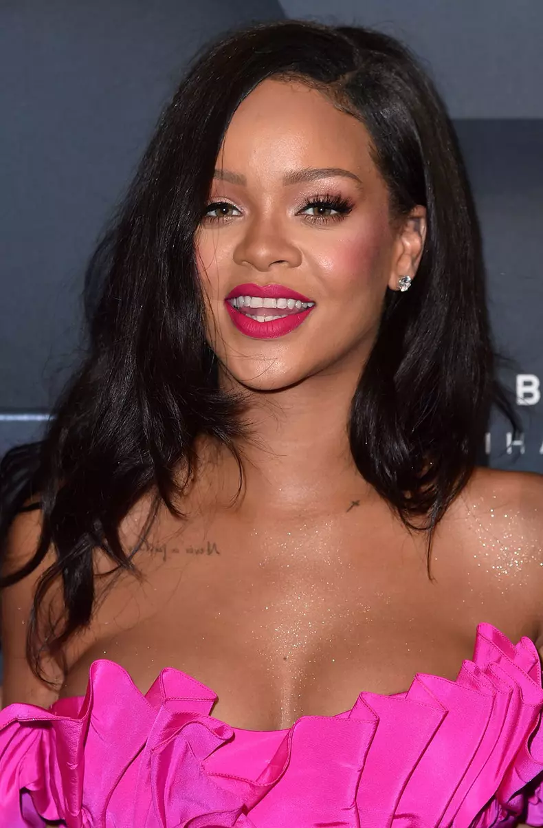 Rihanna va deveni mamica