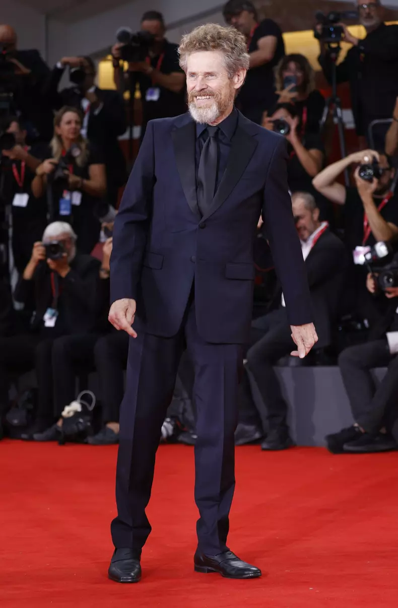 Willem Dafoe la premiera Bugonia