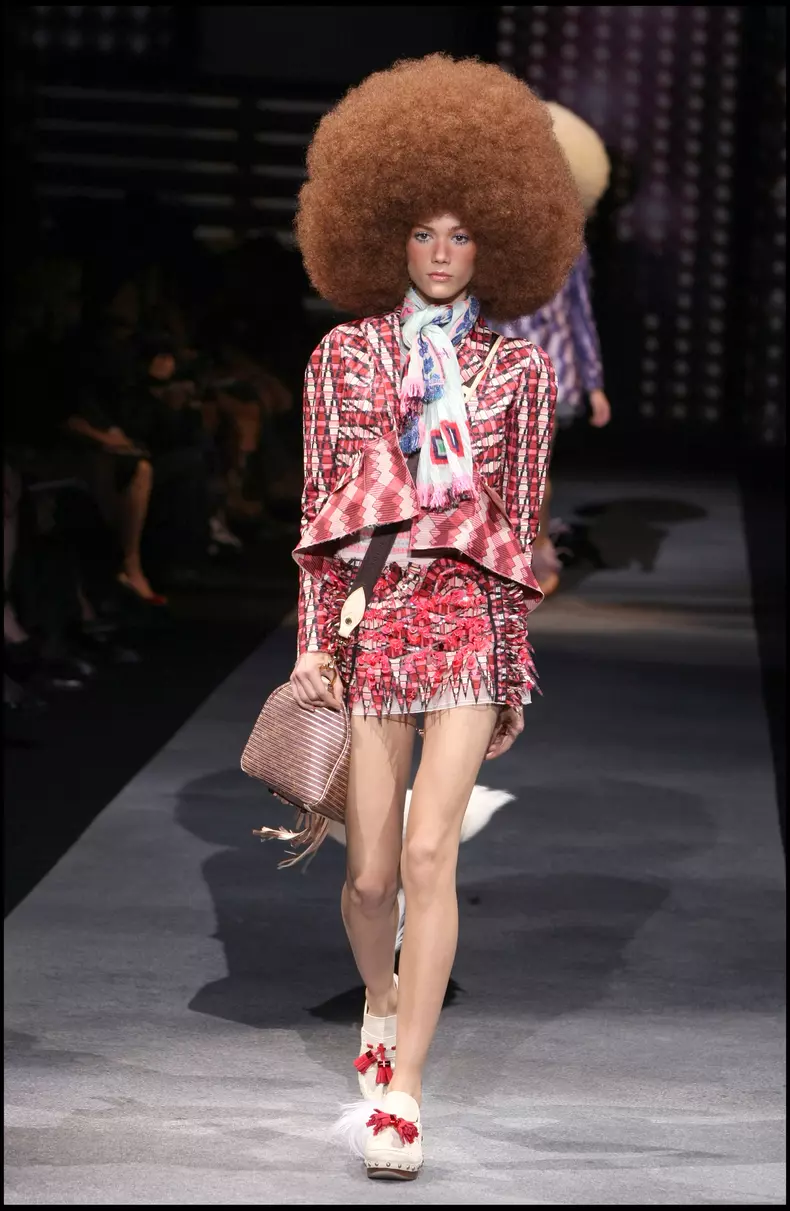 Louis_Vuitton_2010__7_.jpg