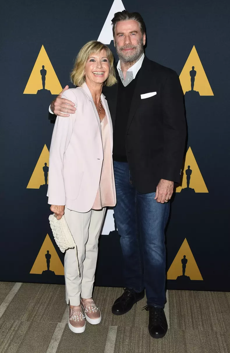 Olivia Newton a murit