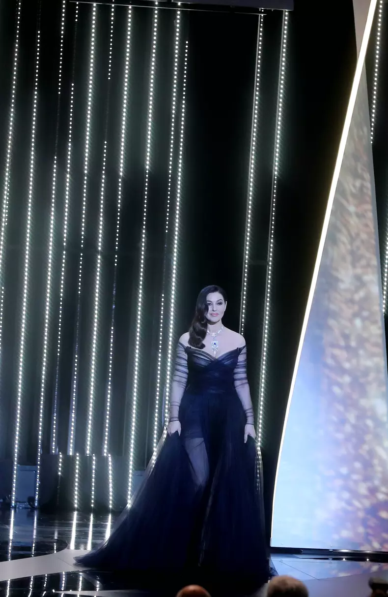 Rochia Monicăi Bellucci de la deschiderea Cannes 2017