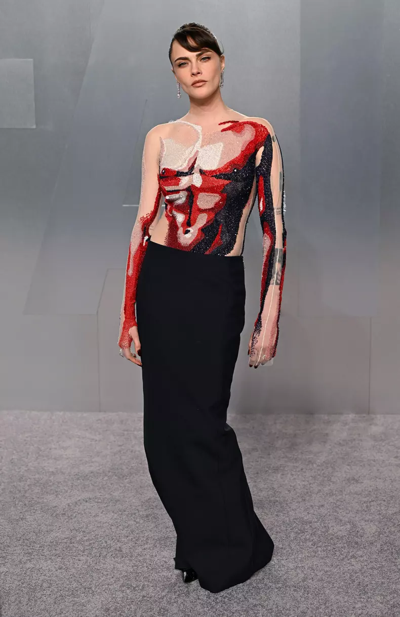 Cara Delevingne, ținută Thom Browne
