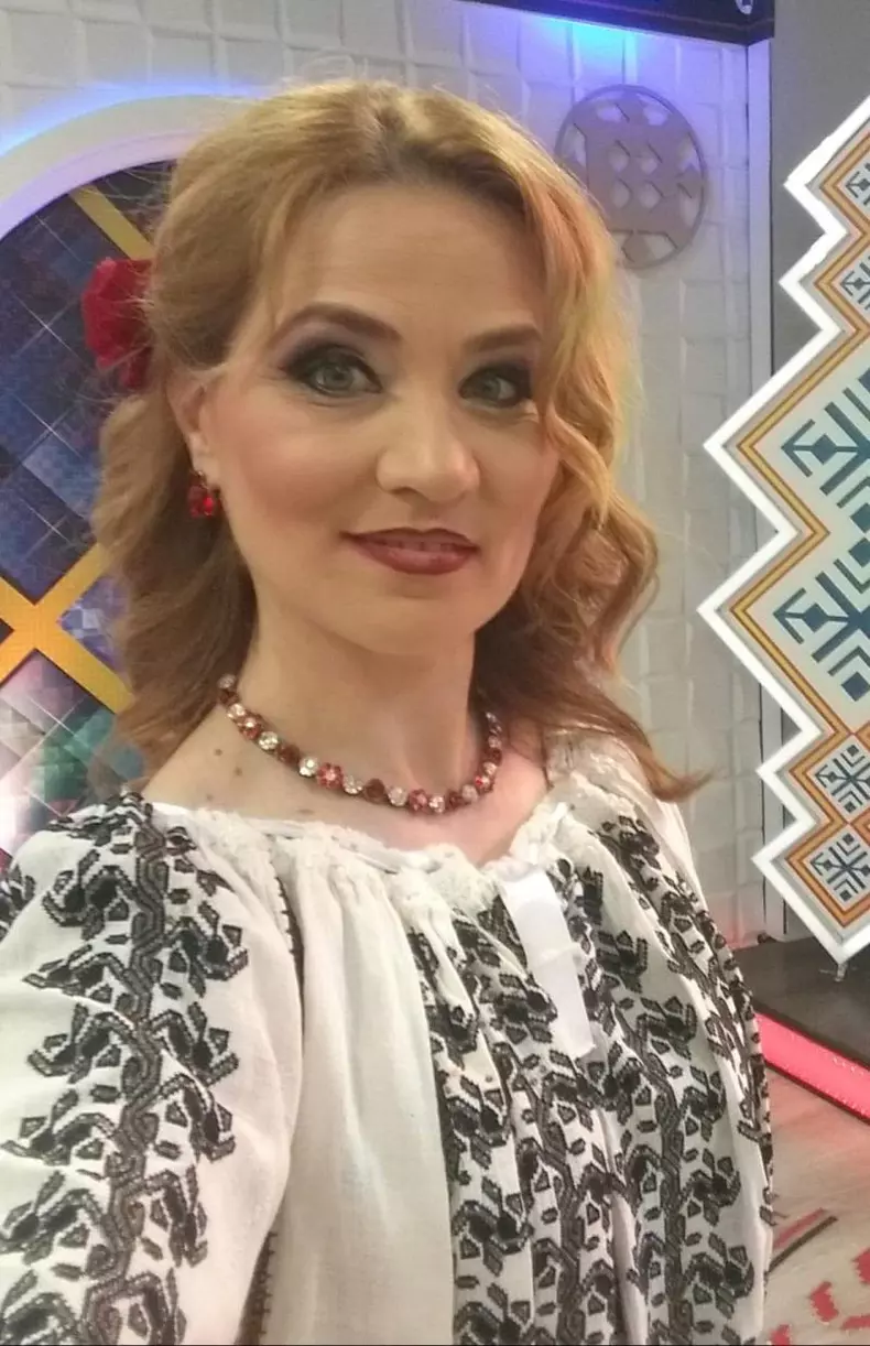 nicoleta voicu artista