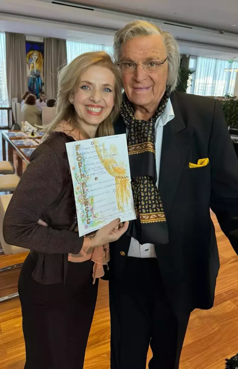 423313162_25521531357446013_8702039378945331879_n