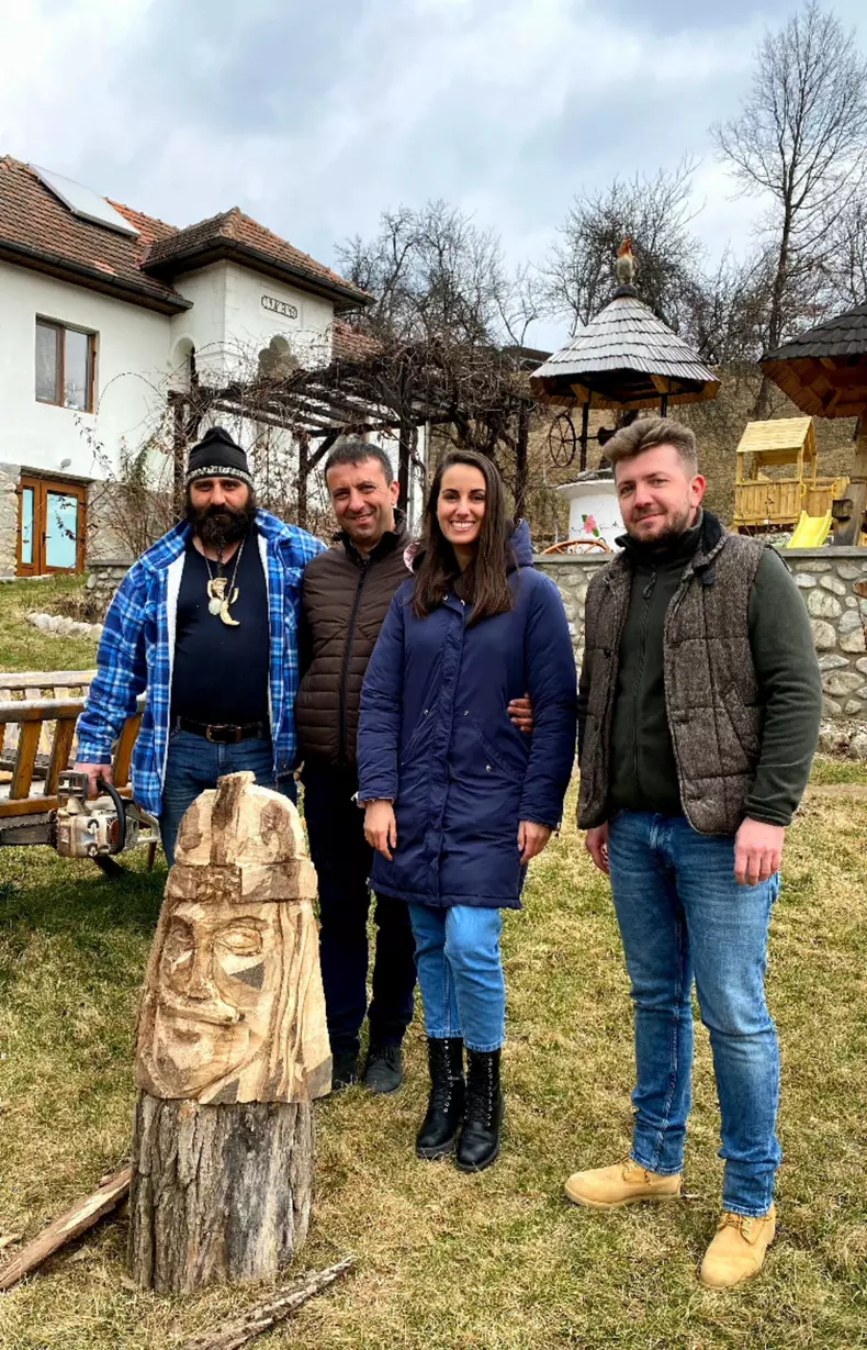 Echipa ROventura ajunge la Cerna, un loc de poveste și de povestit (4)