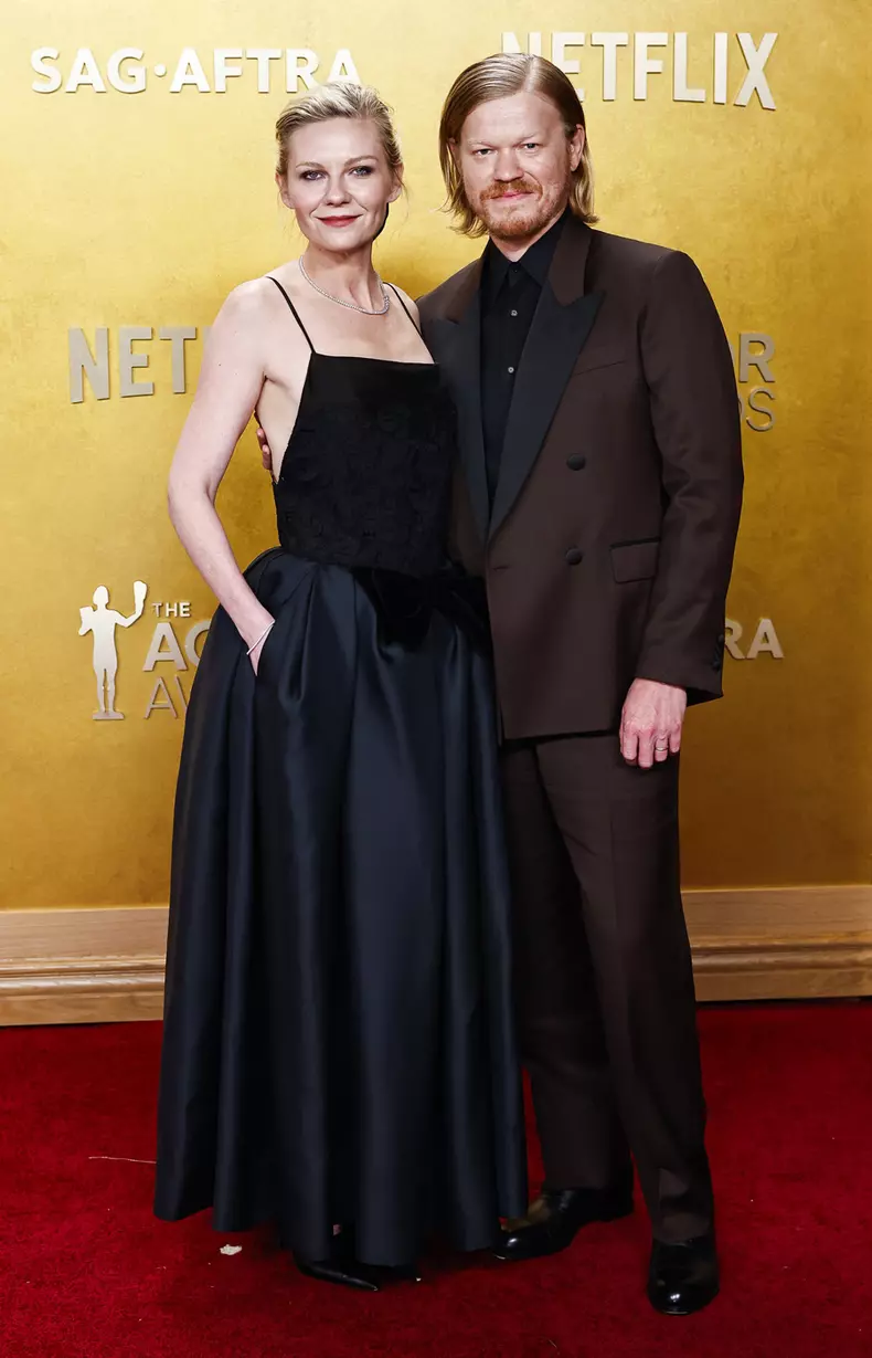 Kirsten Dunst & Jesse Plemons