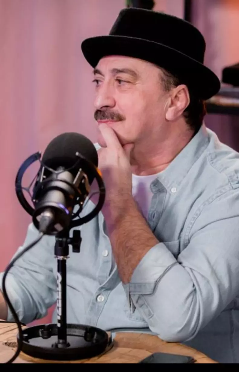 Cum-si-a-castigat-Romica-Tociu-primii-bani-7