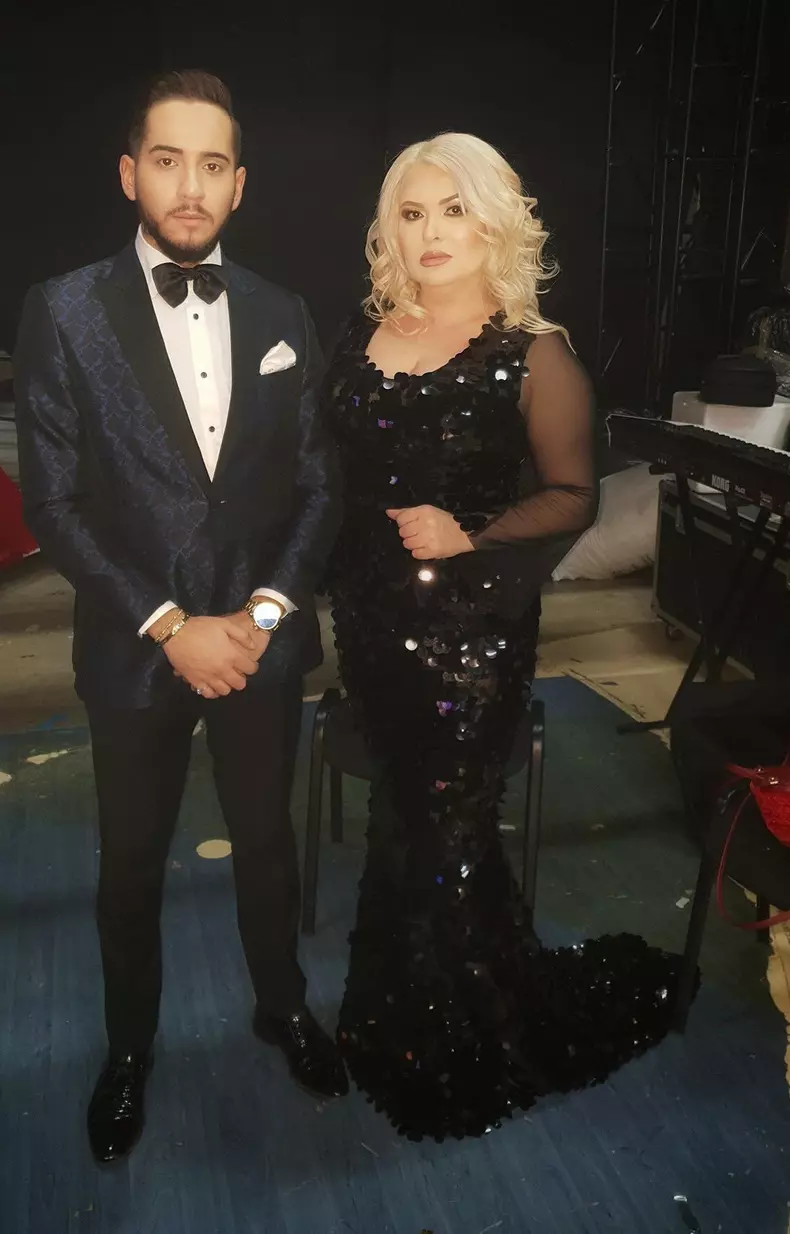 Viorica de la Clejani și fiul ei, Fulgy