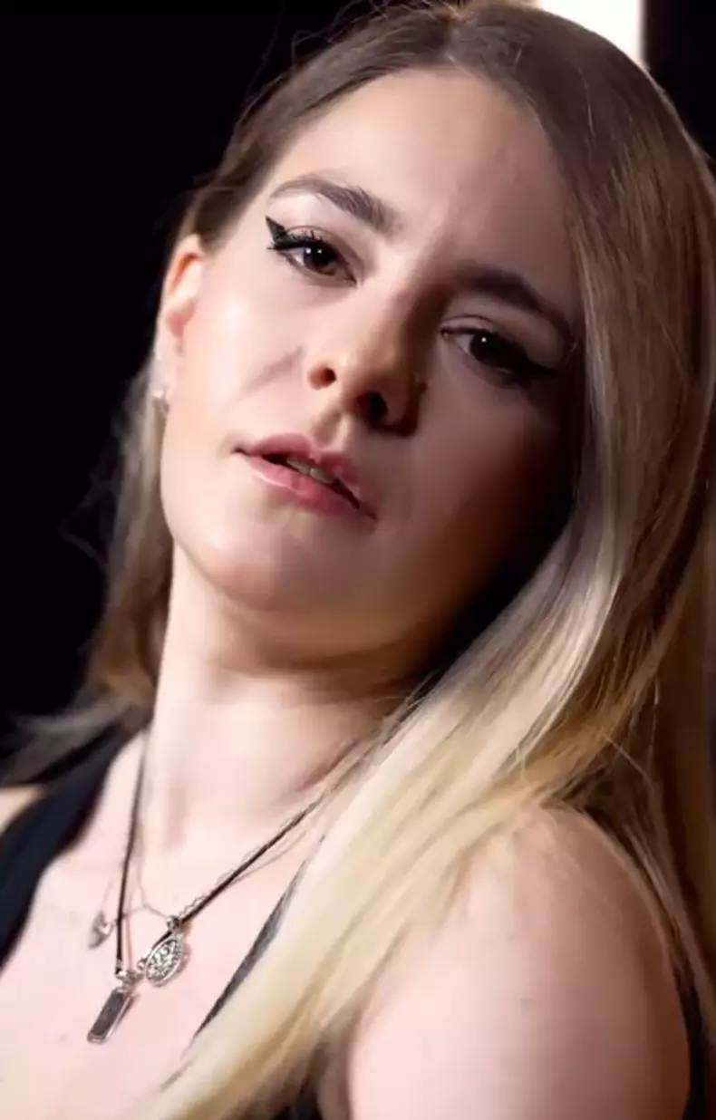 co-prezentatoarele emisiunii pentru copii Kiki Riki Miki4
