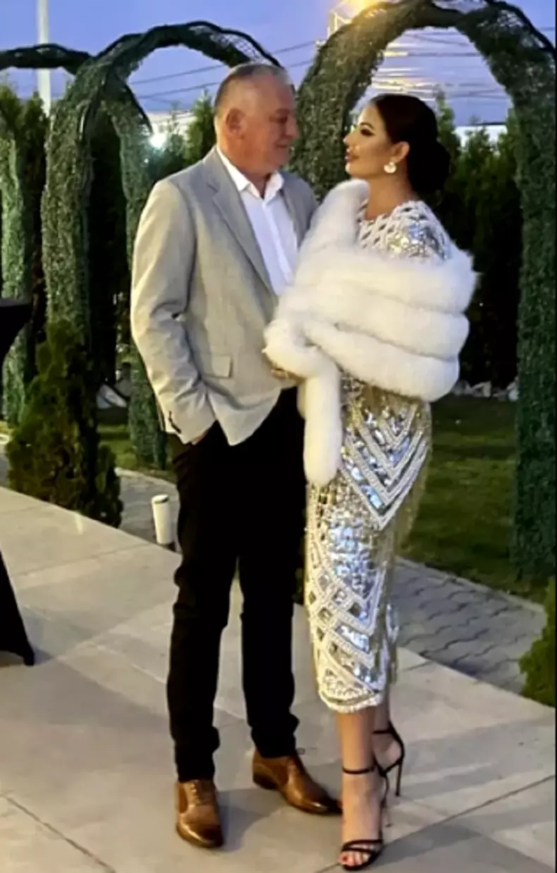 mirela banias si sotul ei