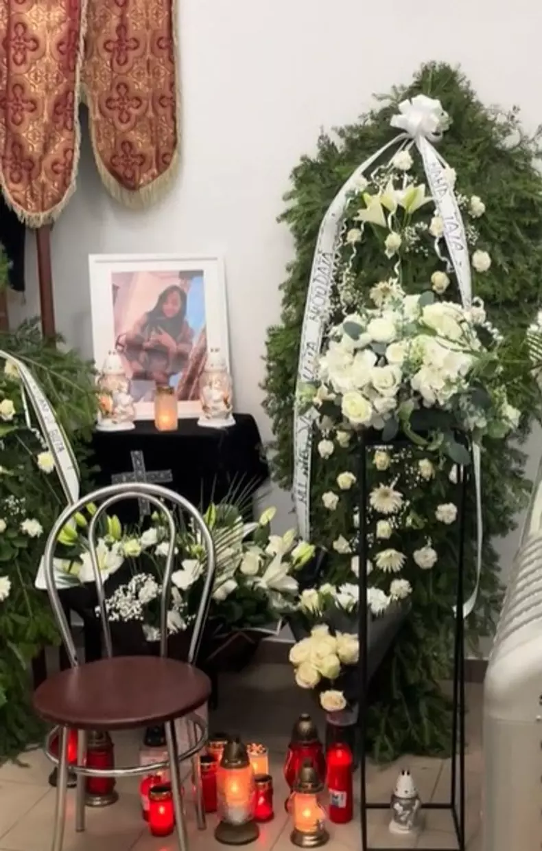 4365adb6-48b5-4852-8d67-087aac39e93a