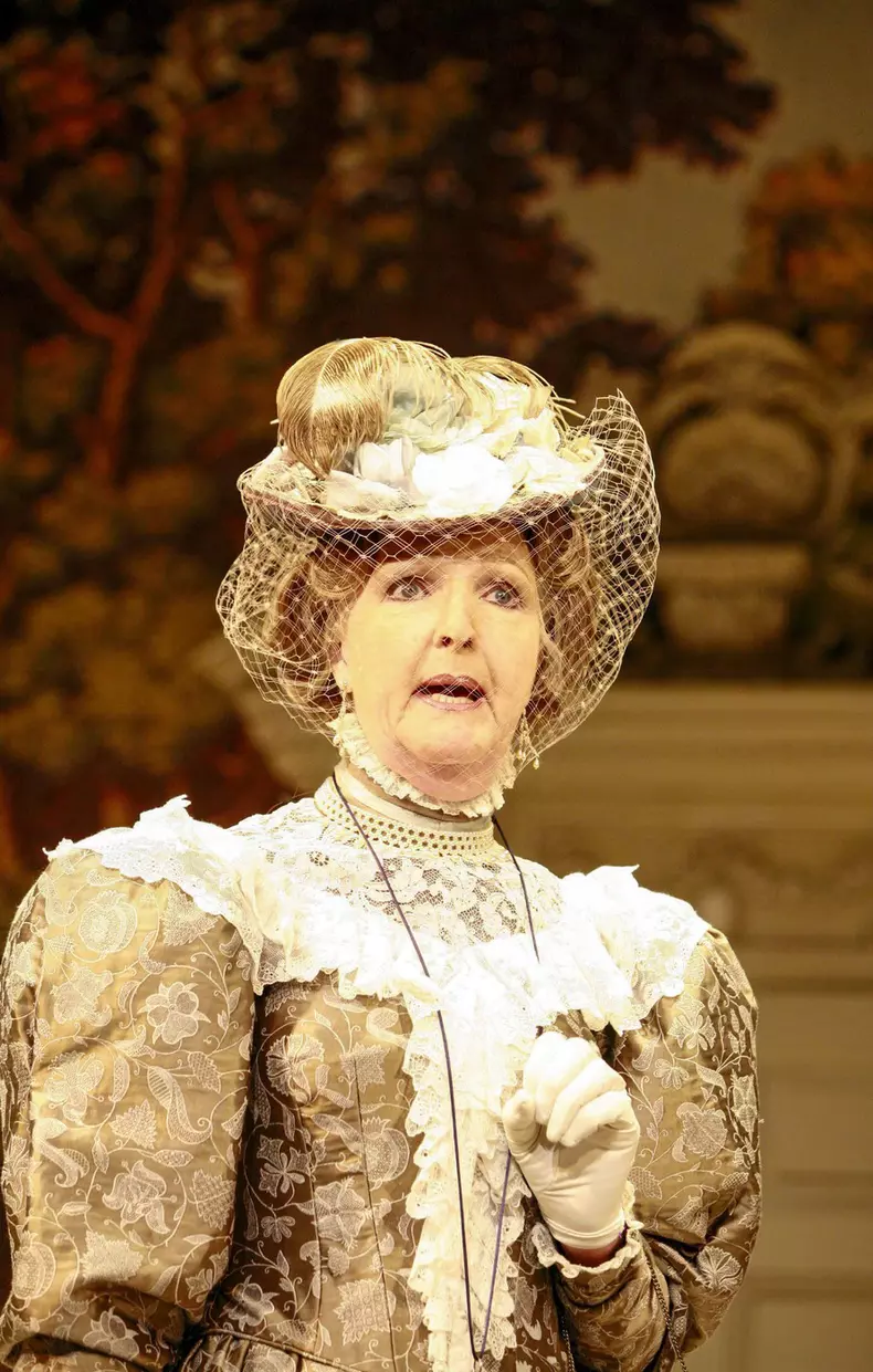 Penelope Keith (Lady Bracknell) in THE IMPORTANCE OF BEING EARNEST by Oscar Wilde at the Vaudeville Theatre, London WC2  31/01/2008  a Theatre Royal Bath production  design: William Dudley  lighting: Stephen Wentworth  director: Peter Gill
