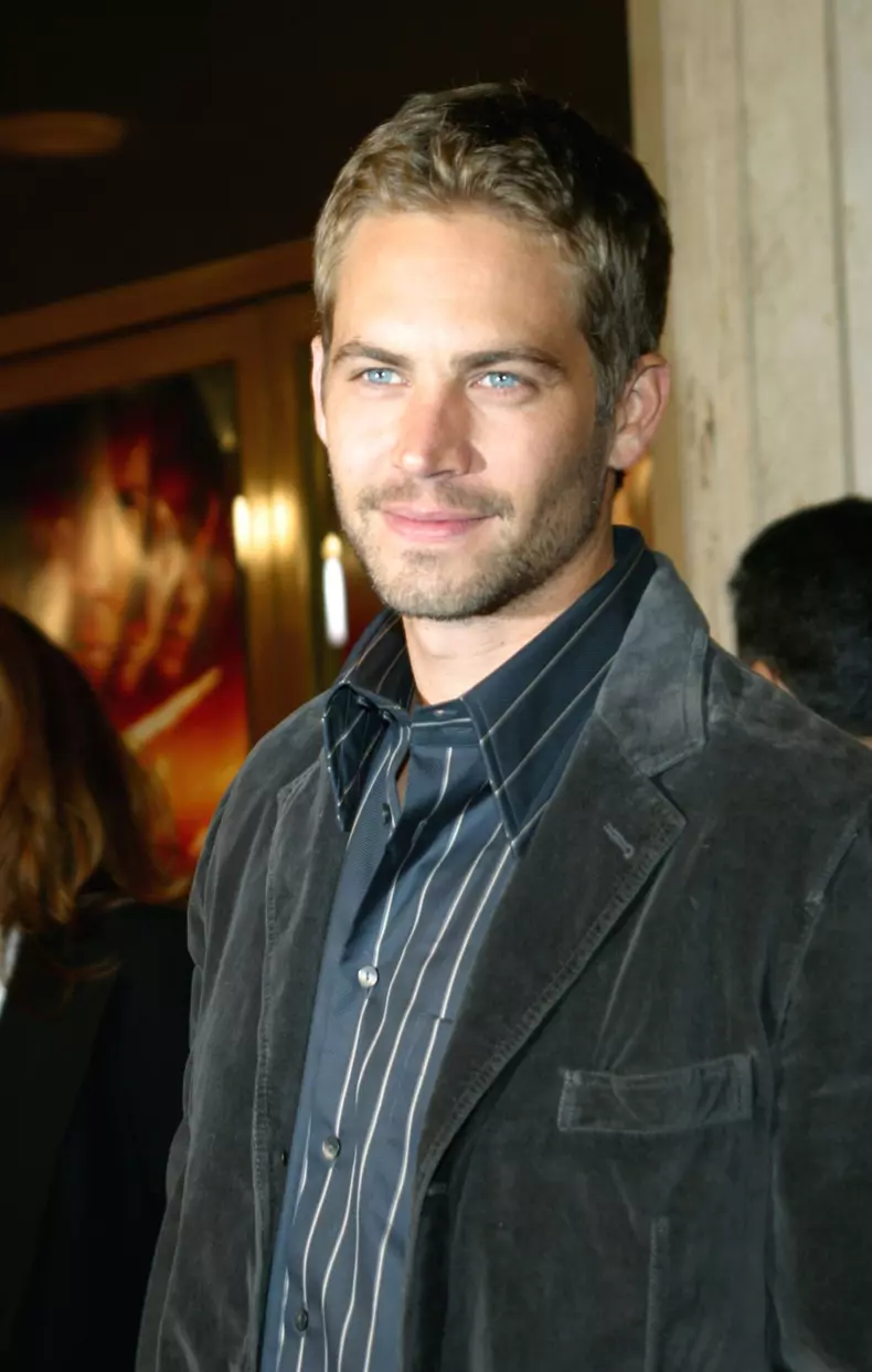 Red Carpet Retro - 11/19/03 TIMELINE at Mann National Theatre, West...