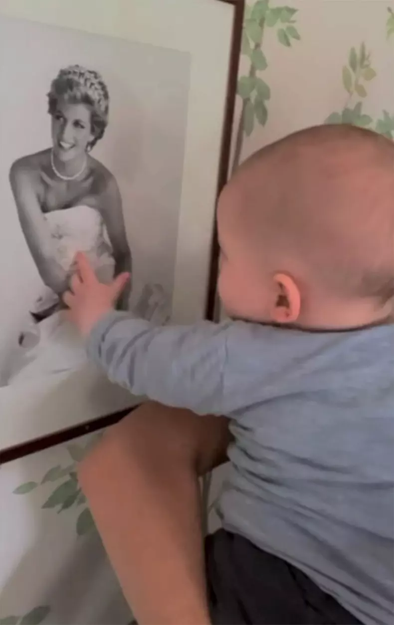 Fotografiile cu Archie și Lilibet pe care prințul Harry și Meghan Markle le-au ținut ascunse până acum. Ce detalii au ieșit la iveală