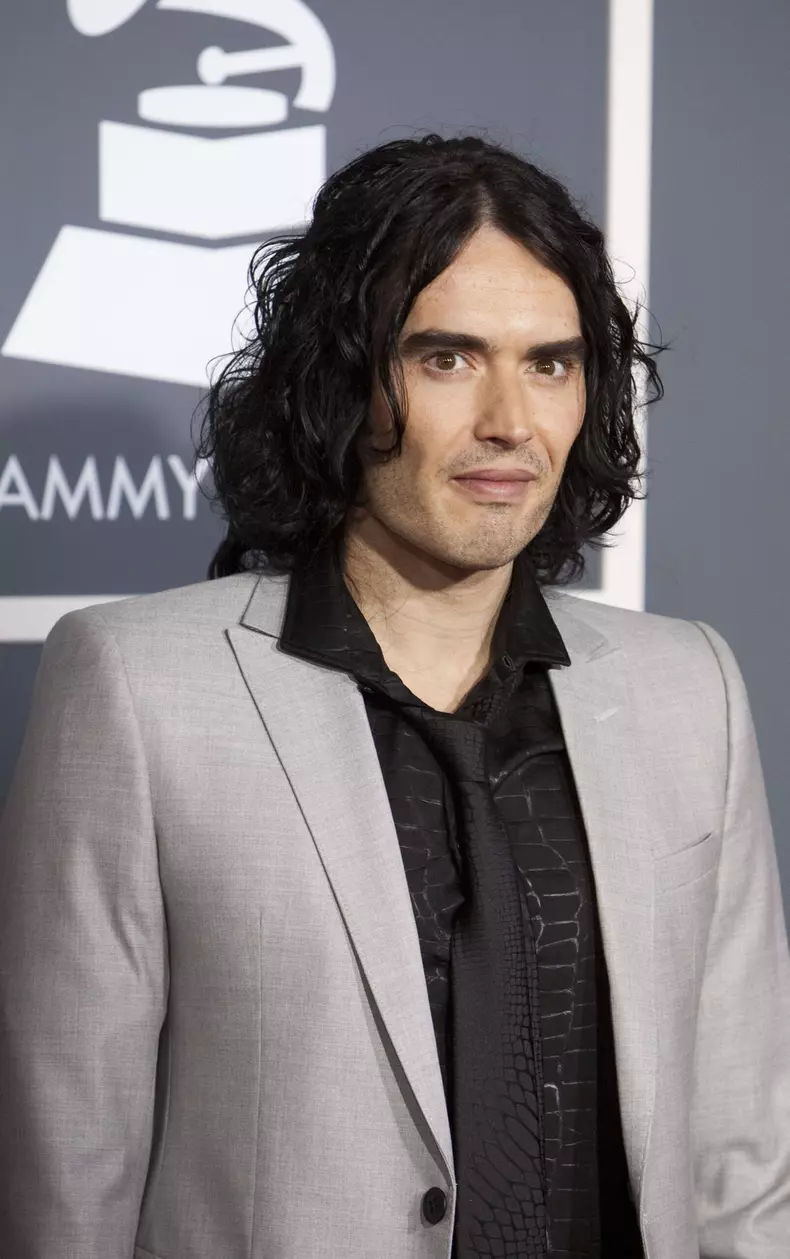 Russell Brand, acuzat de viol și abuz emoțional