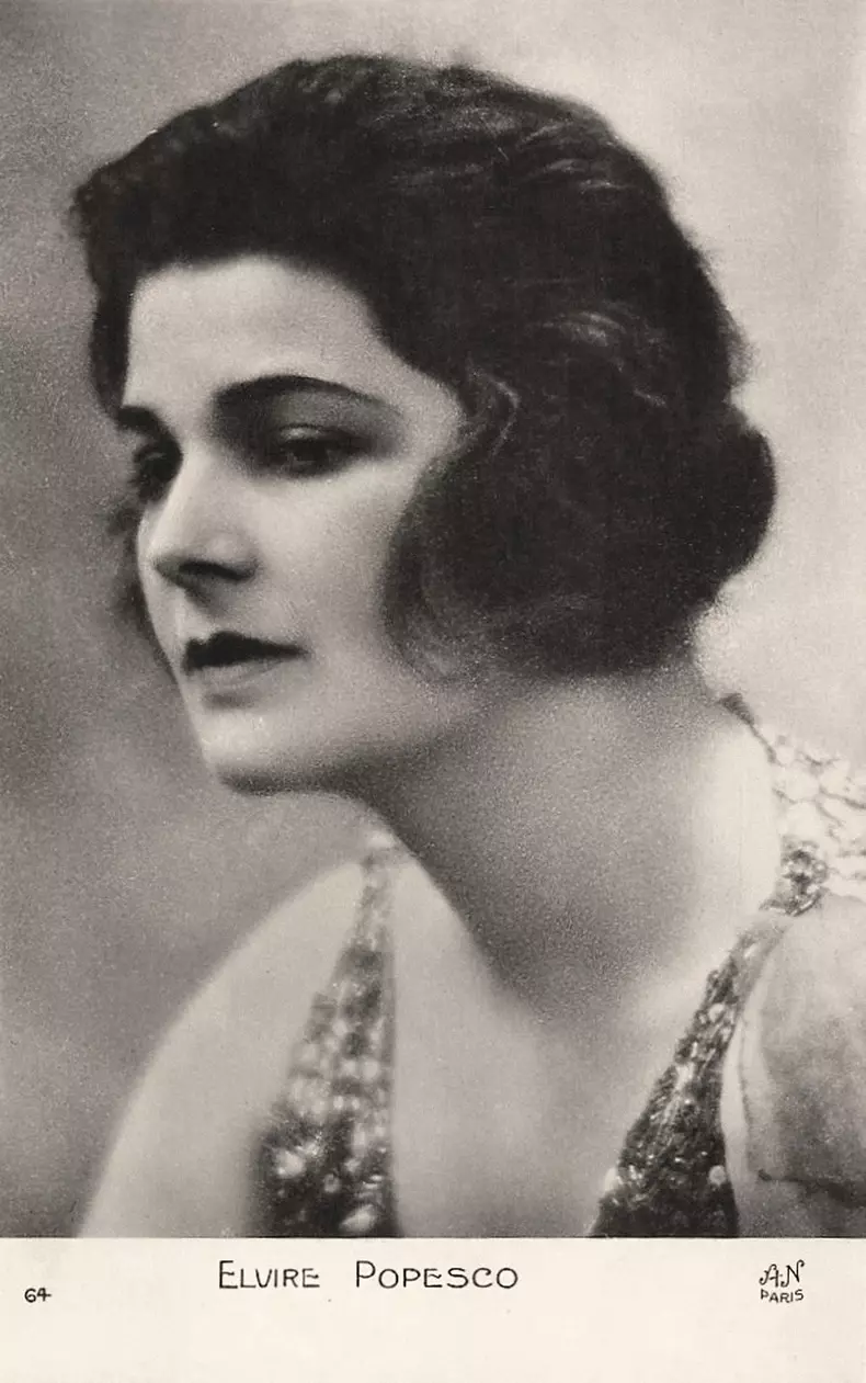Promotional photography of Elvire Popesco - Silent movie era