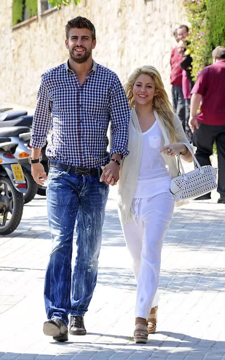 shakira si pique s-au desparitî