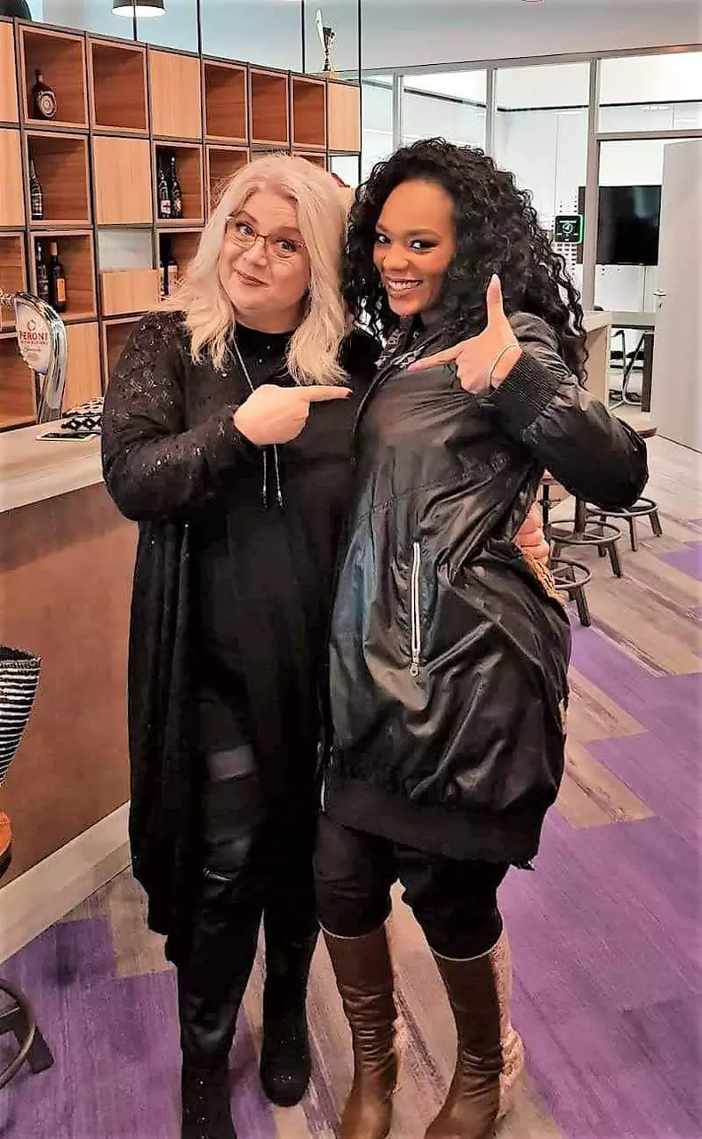 52576444_2066805076689930_3063356999778435072_n