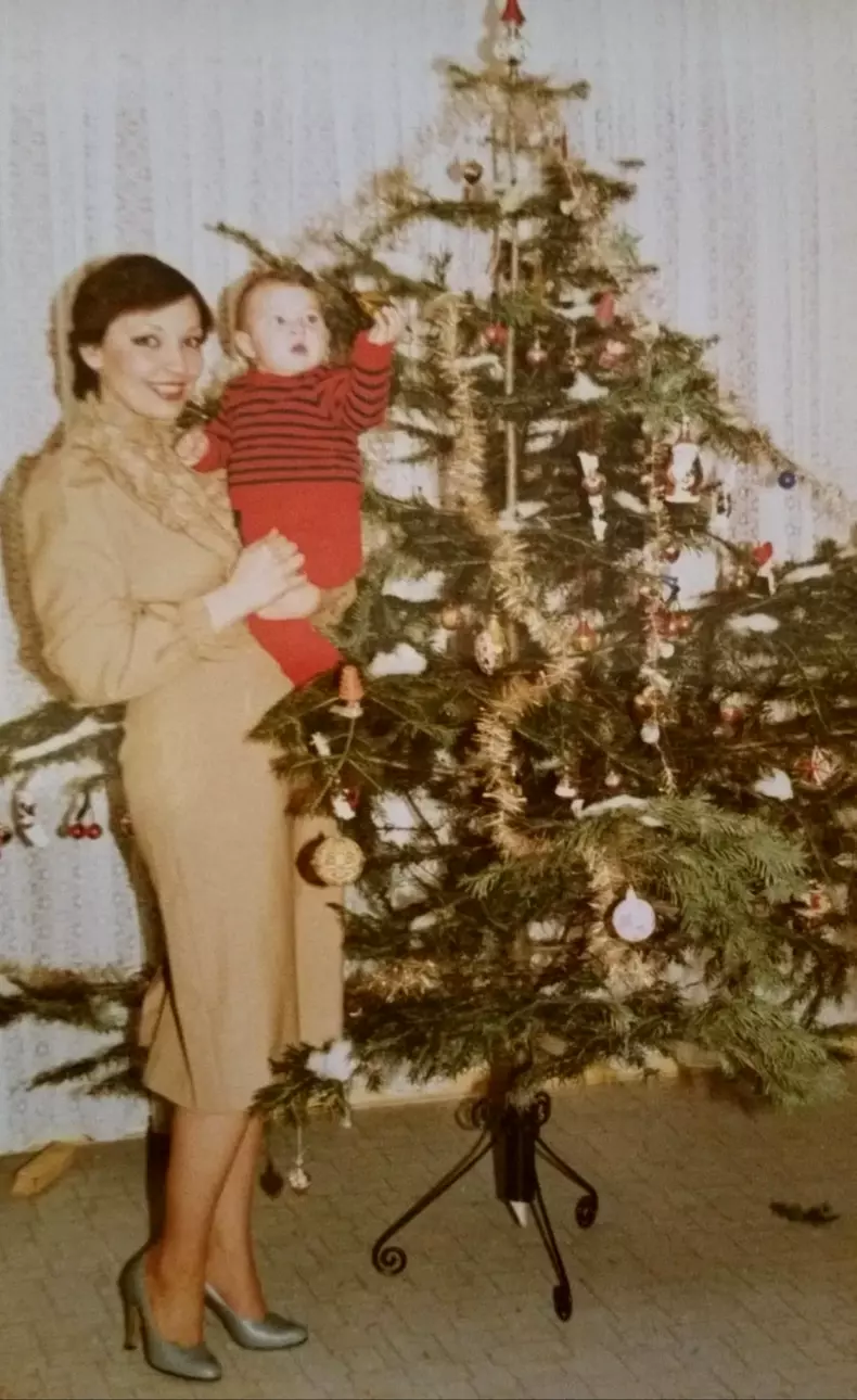 mihaela tatu si fiica ei