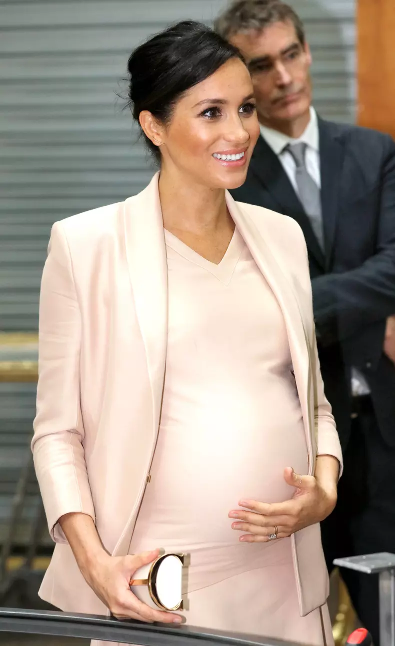 Masca naturală pe care Meghan Markle o folosește pentru a avea un ten luminos și proaspăt