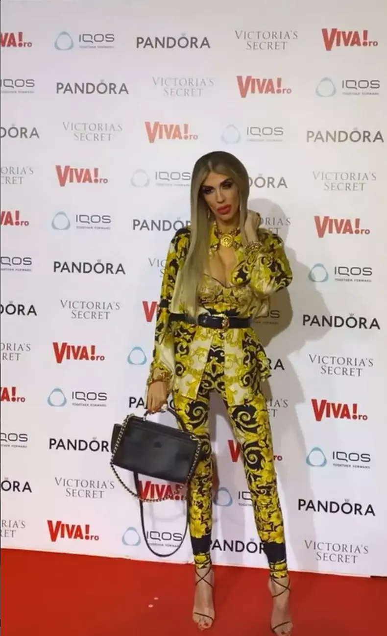 Raluca-Badulescu-petrecerea-VIVA-3