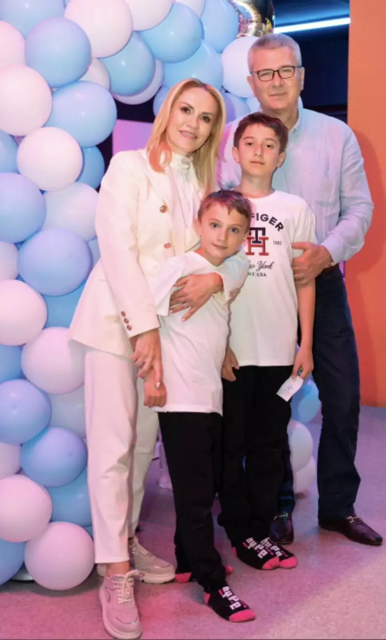 gabriela firea copii